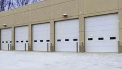 Polyurethane-insulated-commercial-sectional-door